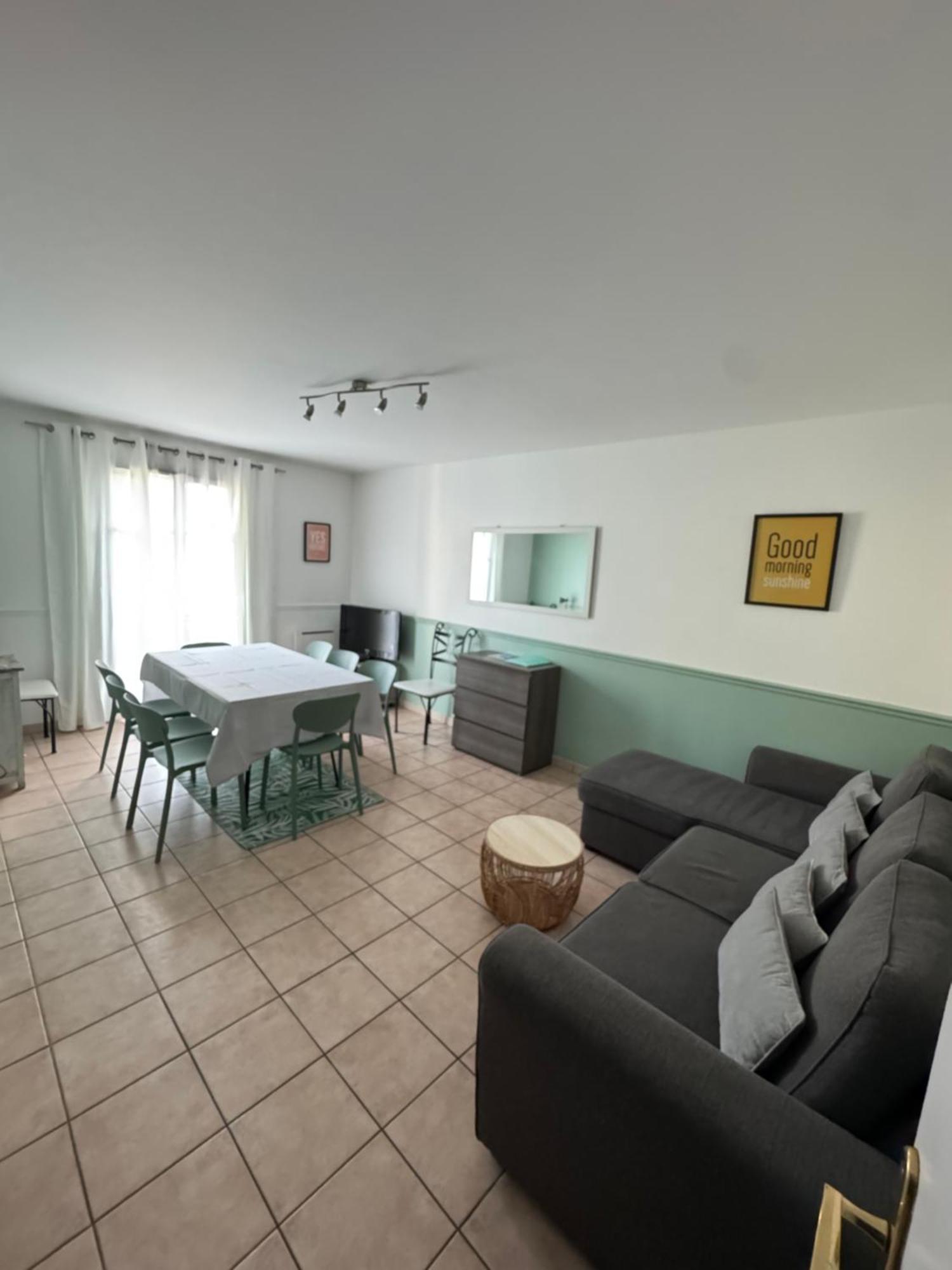 Disney, Very Nice 2 Bedrooms Family Apartment, Wifi, Netflix 8 Pers เชสซี ภายนอก รูปภาพ